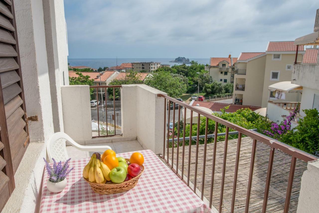 Apartments Vjera Petrovac Exterior foto