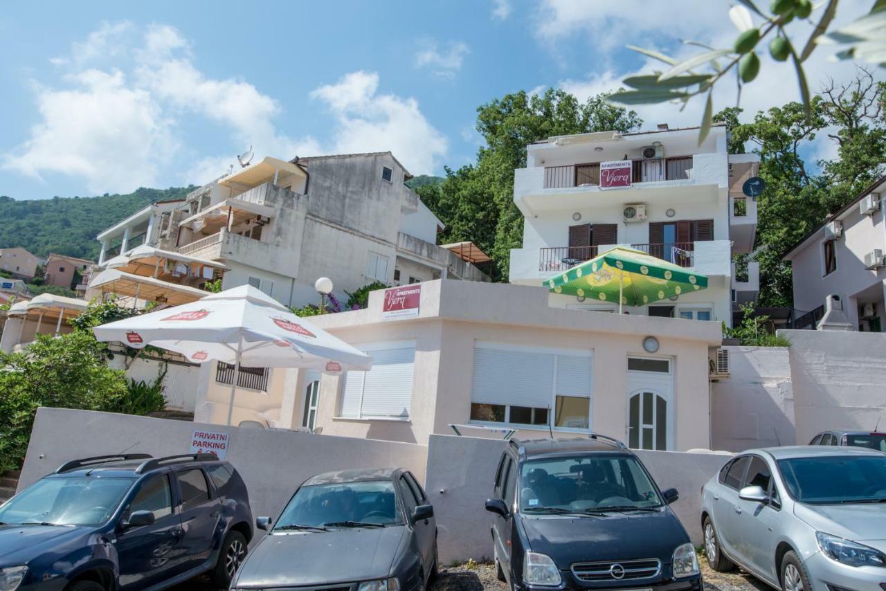 Apartments Vjera Petrovac Exterior foto